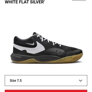 Nike Men's Black and White Athletic Sneakers